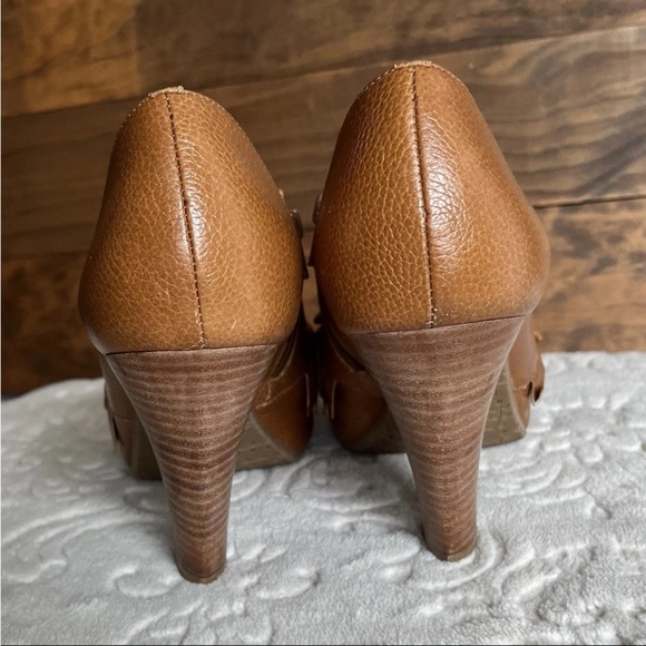 Anthropologie Miss Albright Ruffle Peep Toe Brown Leather Bootie Sz 39 US 8.5 - Picture 6 of 13